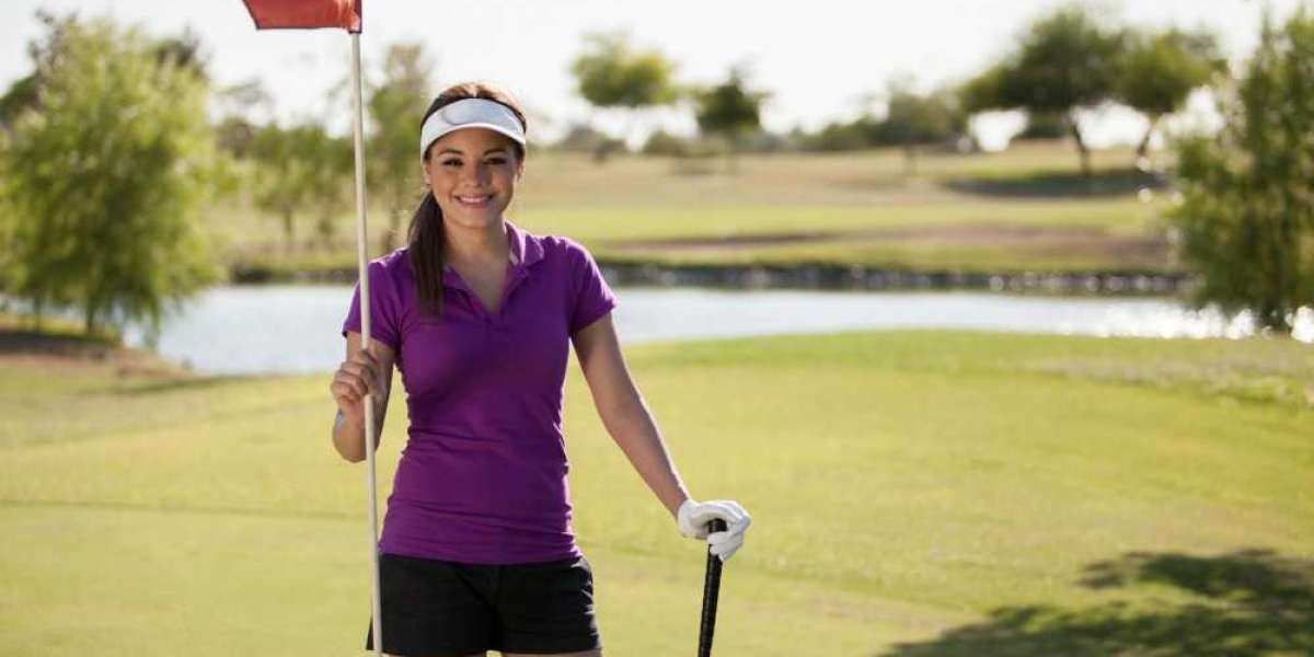 The Best Women’s Golf Clothing Brands to Look For