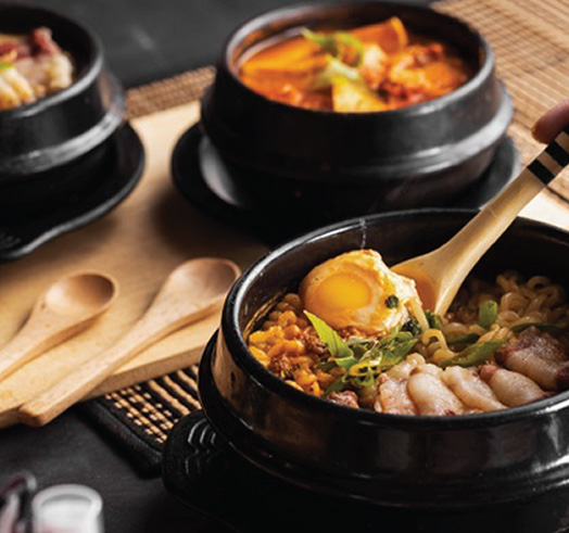 5 Star Restaurants in Delhi | Breakfast & Dinner Buffet in Delhi