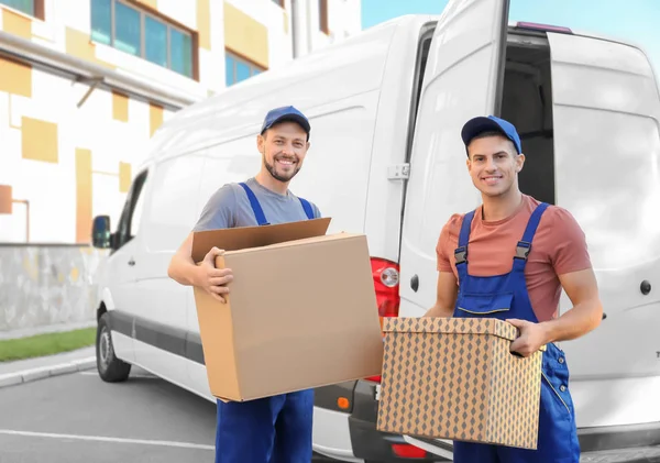 The Comprehensive Checklist for Working with Movers