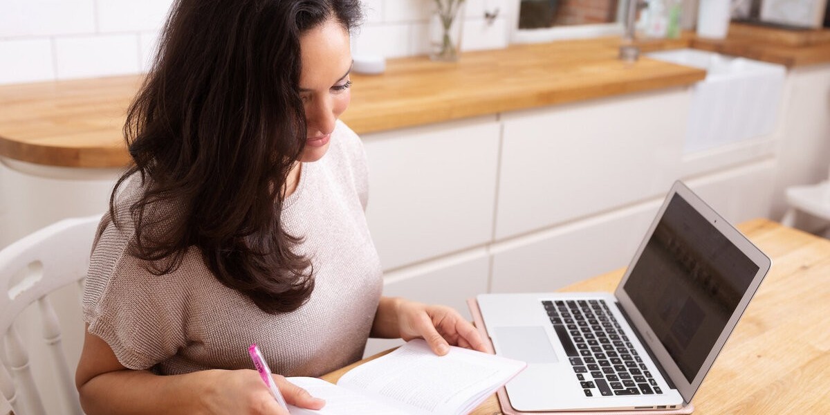 What Qualities Make A Business Coach Different From Others?