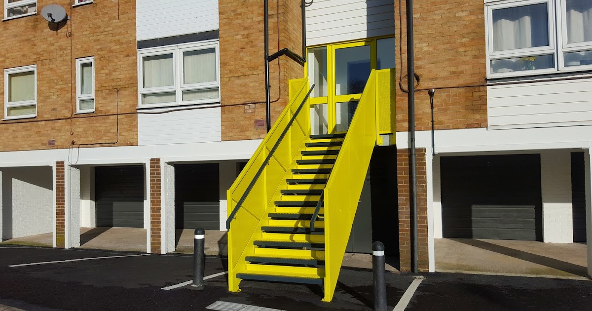 Benefits of Using Steel Balustrades and Staircases in Modern Architecture