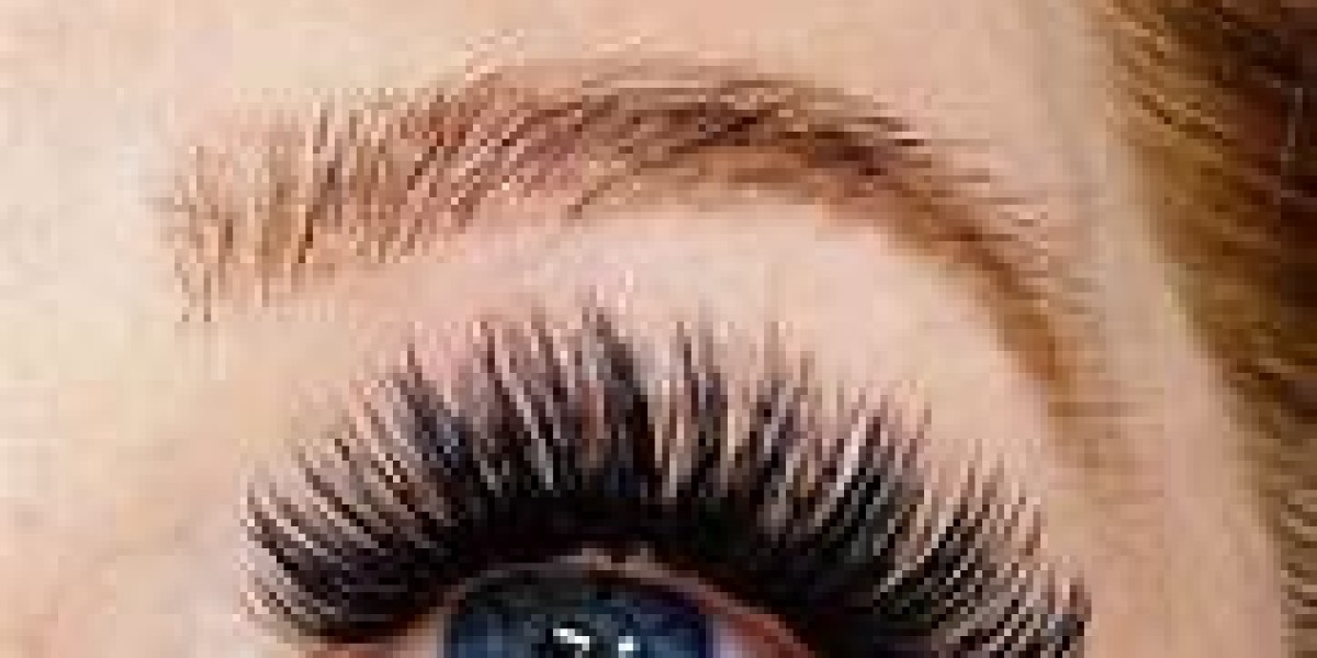 Enhancing Beauty: The Allure and Advantages of Xtreme Lashes