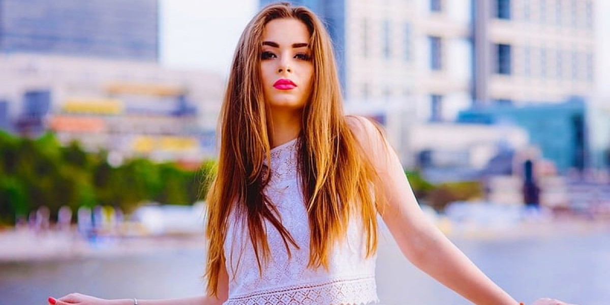 Professional Female Escorts Near Nixon: What to Expect