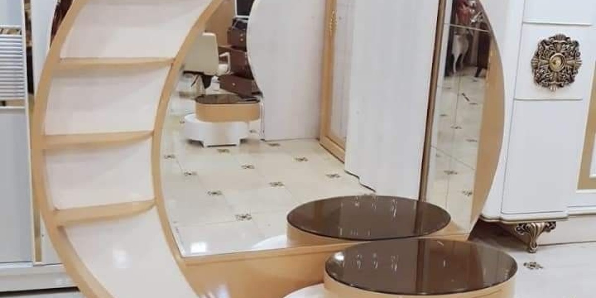 Decorate with Flair: Chic Dressing Tables for Every Taste