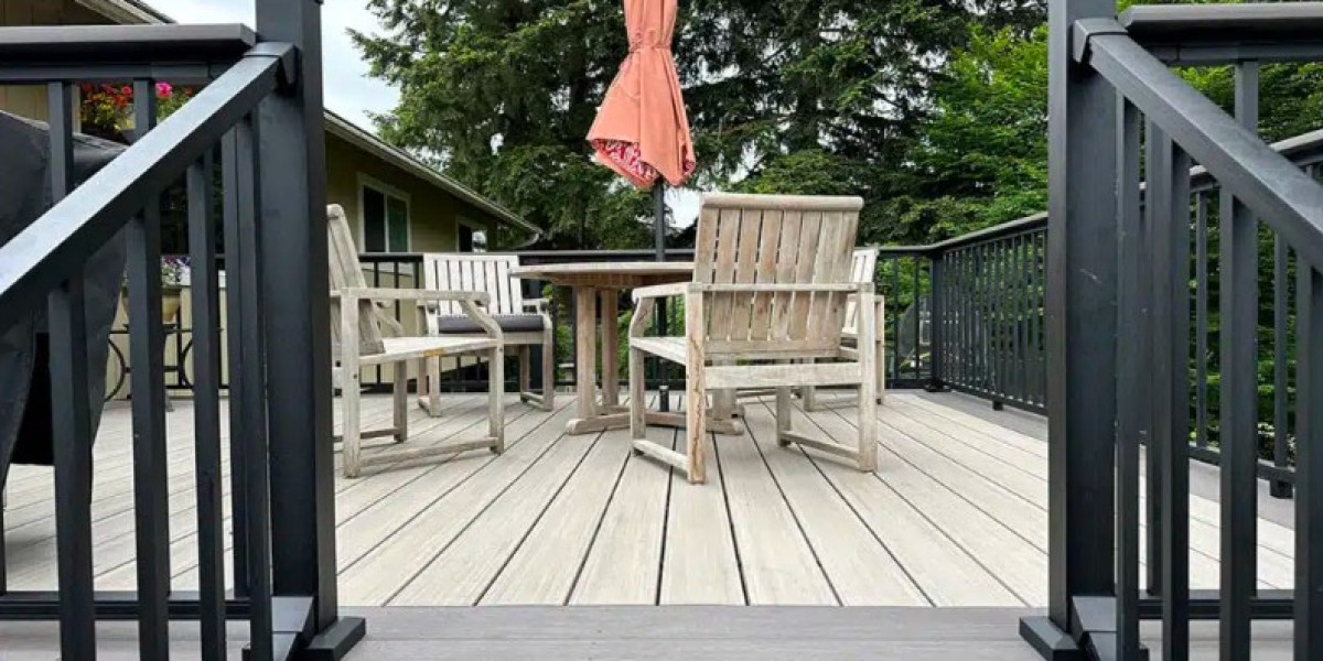 Sumner Decks: Where Outdoor Living Flourishes