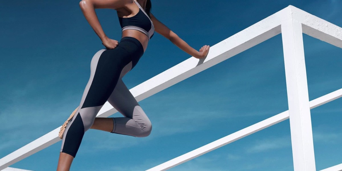 The Rising Tide of the Sports Fitness Clothing Market: A Deep Dive