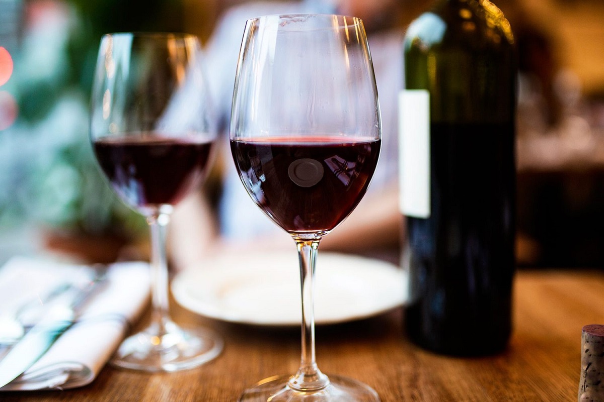 A Tale of Two Grapes: Breaking Down the Differences between Syrah and Shiraz Wines – Australian Guru