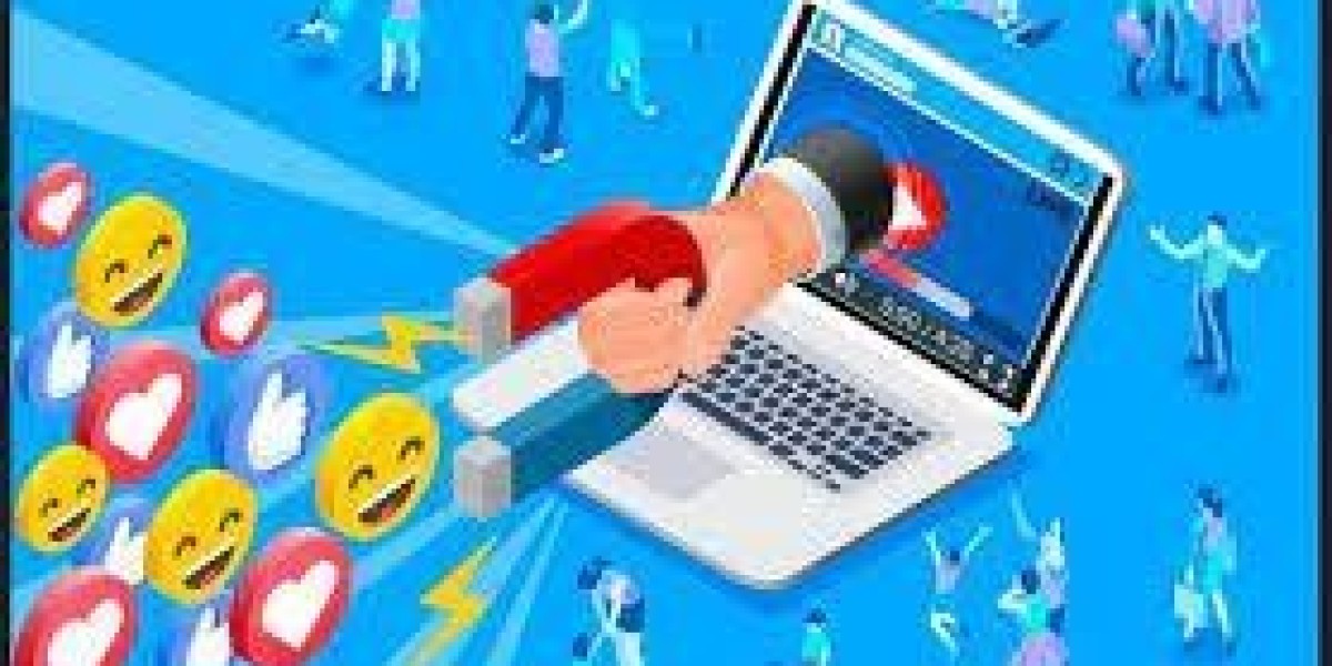 When Is the Right Time to Invest in an SMM Panel?