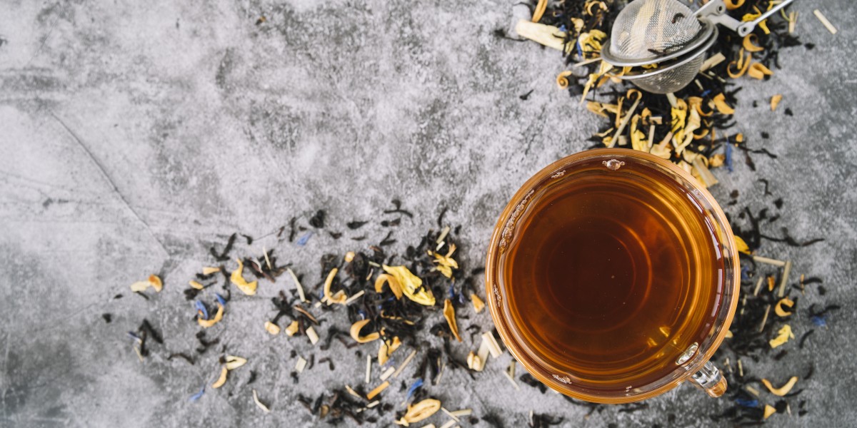 From Leaf to Cup: The Story of Organic Black Tea and Its Transformative Powers