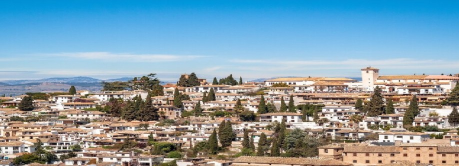 La Escuelita Granada Cover Image